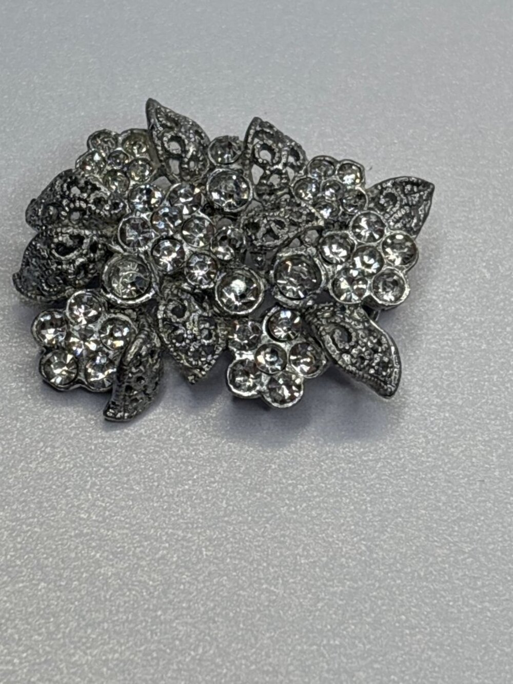 Sparkly Weiss-Style Brooch | Rhinestones, Silvertone - Picture 2 of 8